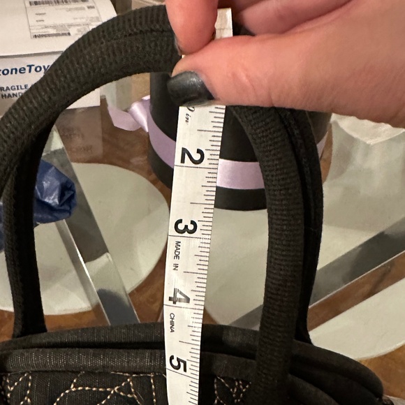 Vivienne Westwood Quilted Orb Handbag- PRICE IS FINAL AND NON-NEGOTIABLE - Picture 11 of 14